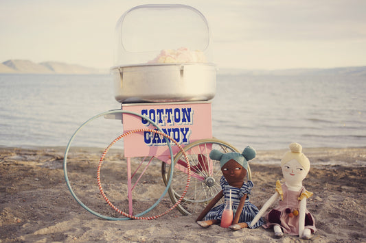 'Summer Nostalgia' a Mer Mag + Wren & James Collection