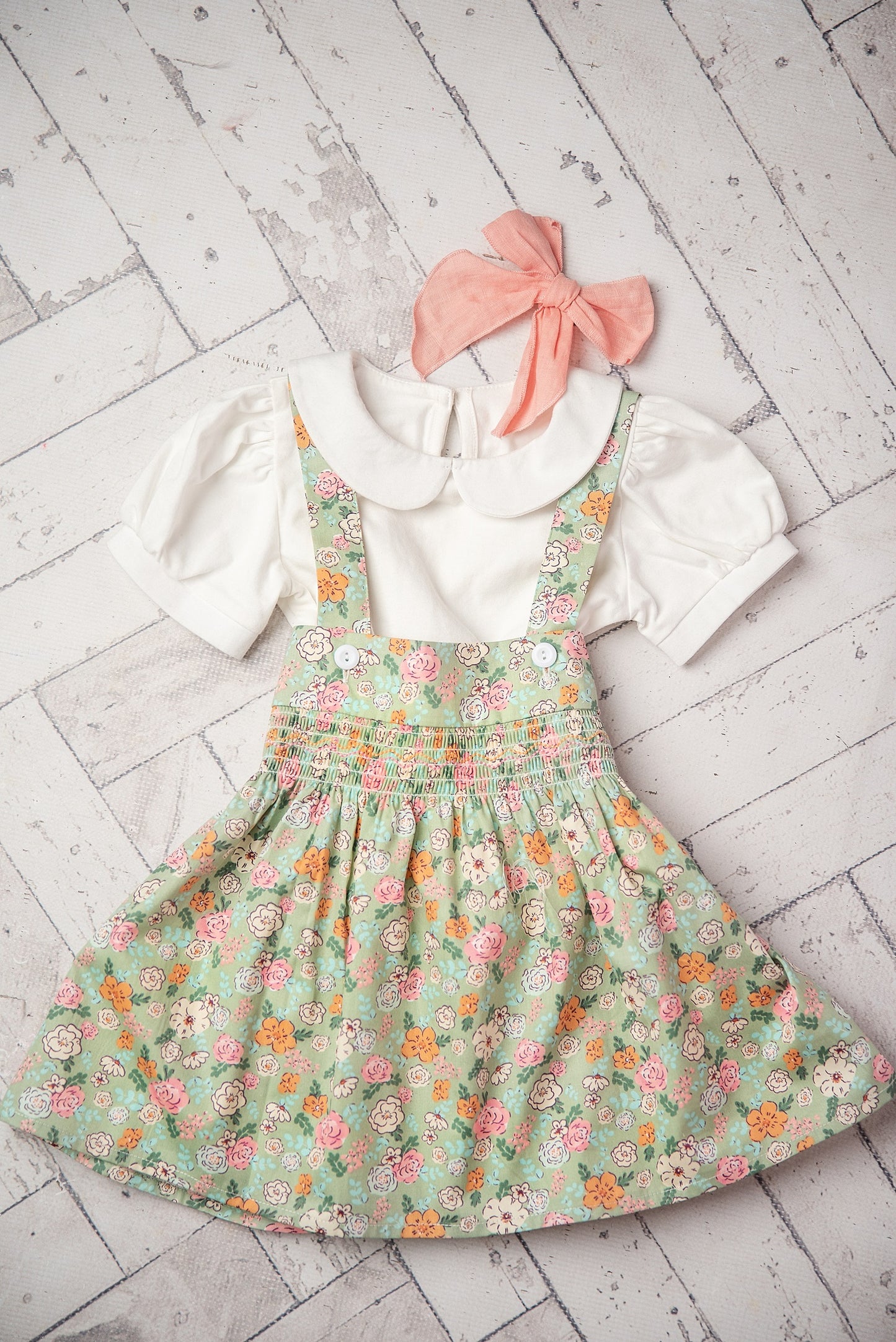 Sage Green and White Collar Set